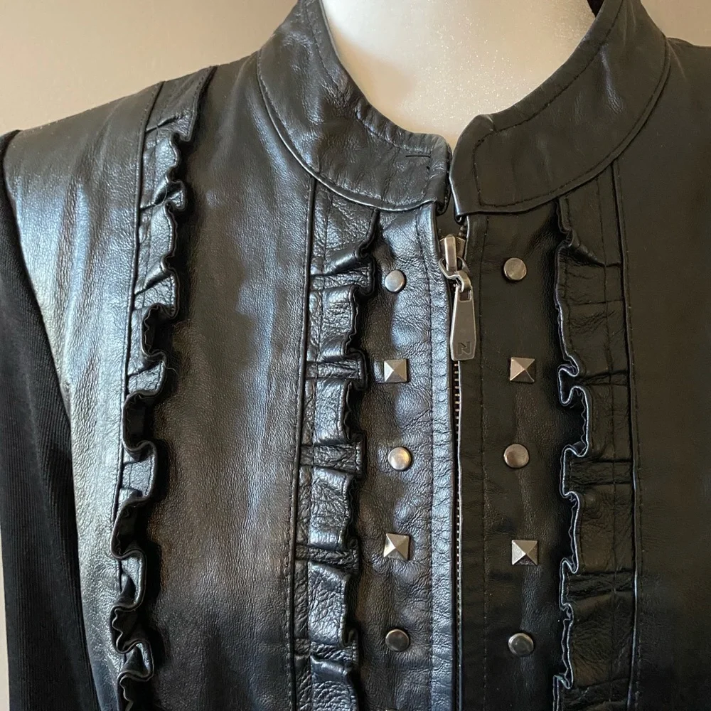 Really Cool 100% Leather Ruffle Jacket - Picture 3 of 7